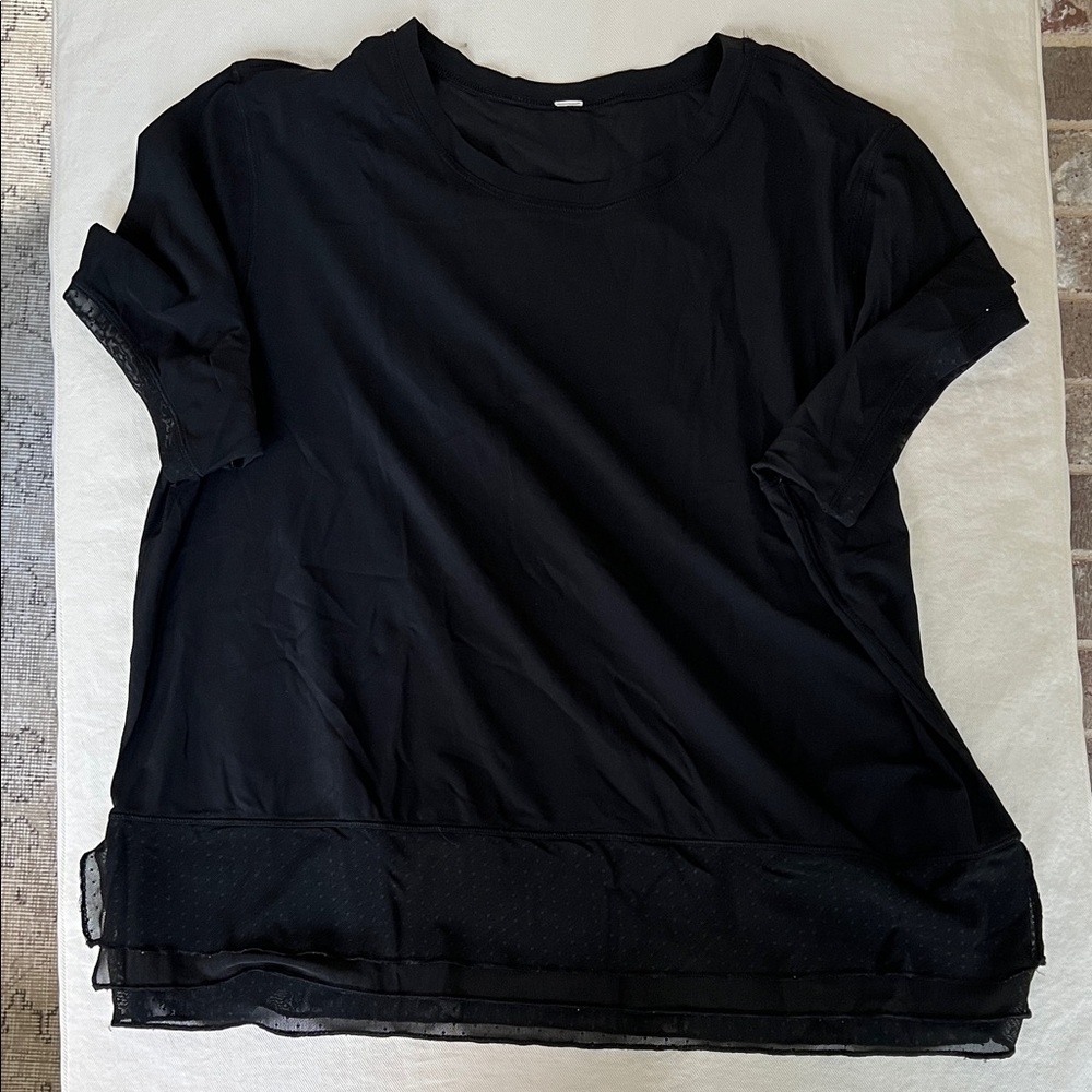 lululemon athletica Black Short Sleeve Tee